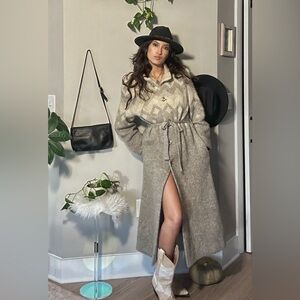 Icelandic Elegant Gray Women's Pea Coat (M)